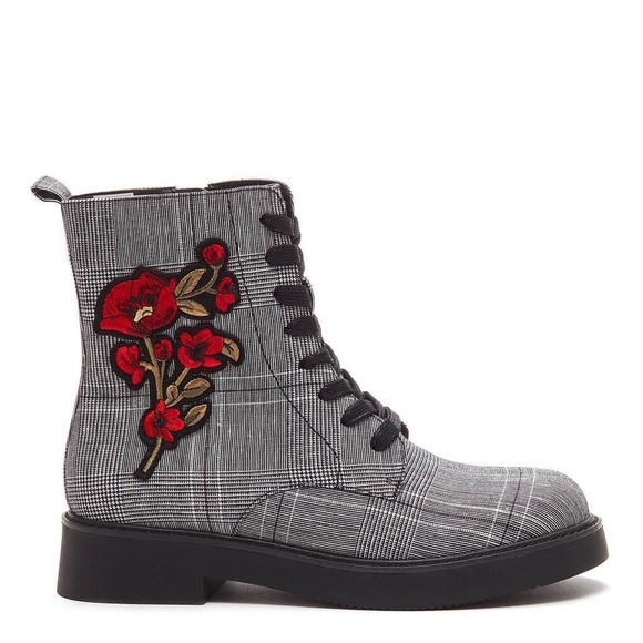 Rocket dog booties! - Picture 2 of 2